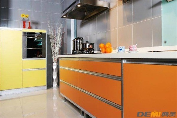 典美家居整体厨房